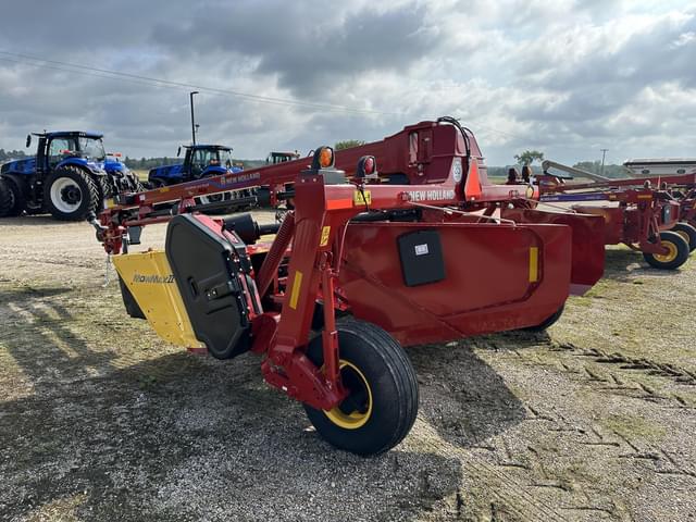 Image of New Holland 313 Plus equipment image 4