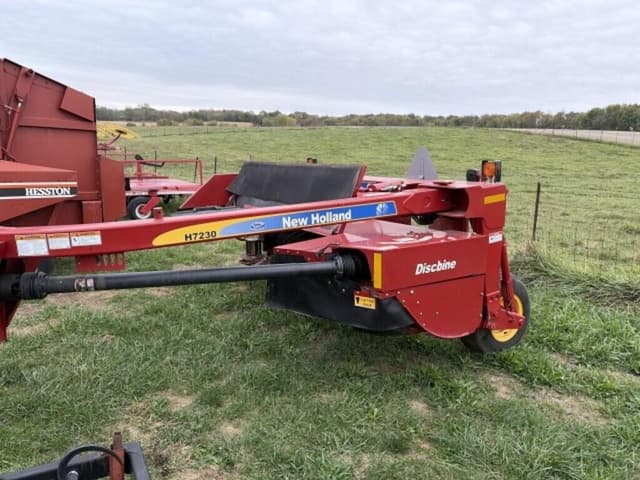 Image of New Holland H7230 equipment image 1