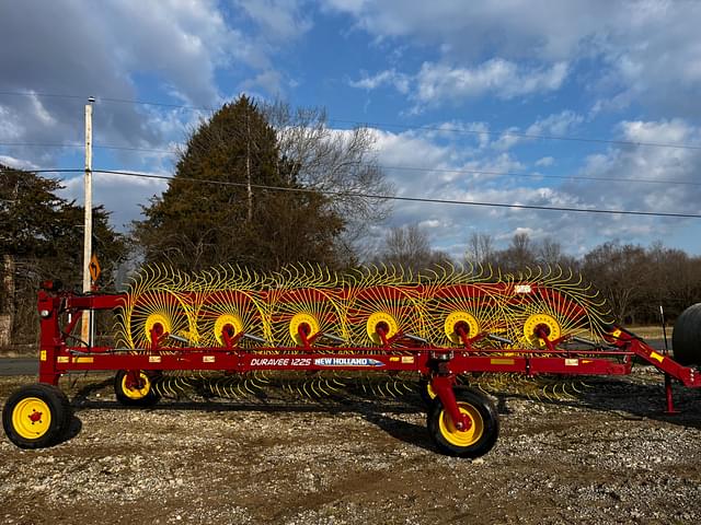 Image of New Holland Duravee 1225 equipment image 1