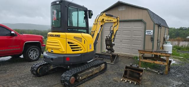 Image of New Holland E37C equipment image 1