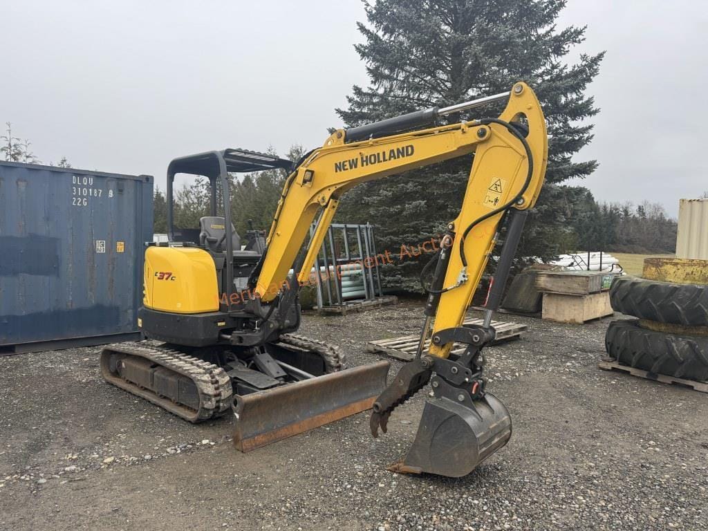 Main image New Holland E37C