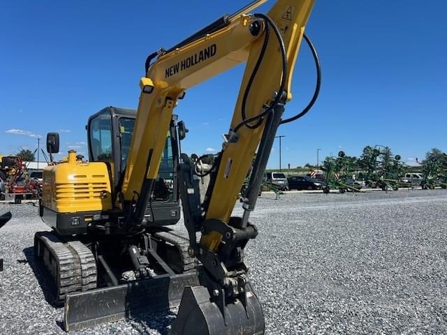 Image of New Holland E57C equipment image 3