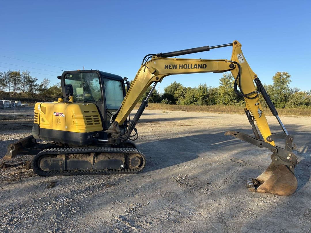 Image of New Holland E57C Primary image