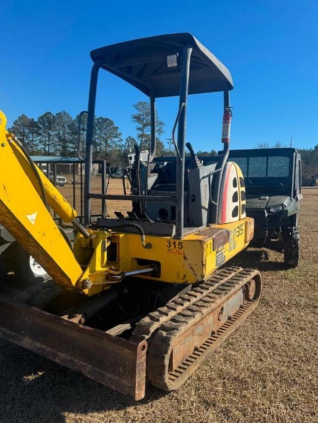 Image of New Holland EC35 equipment image 2