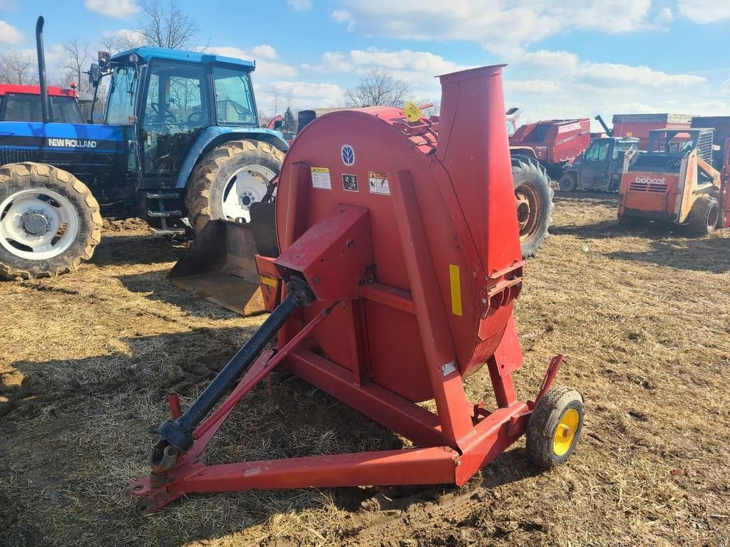 Image of New Holland F62B Primary image