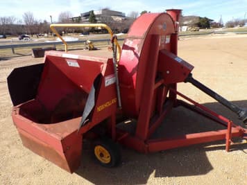 Main image New Holland F62B