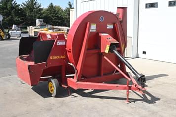 Main image New Holland F62B