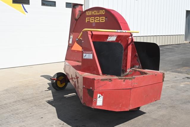 Image of New Holland F62B equipment image 2