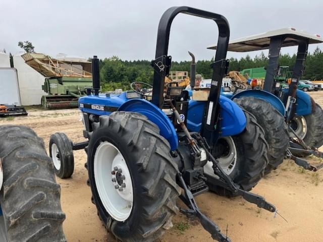 Image of New Holland 3930 equipment image 3
