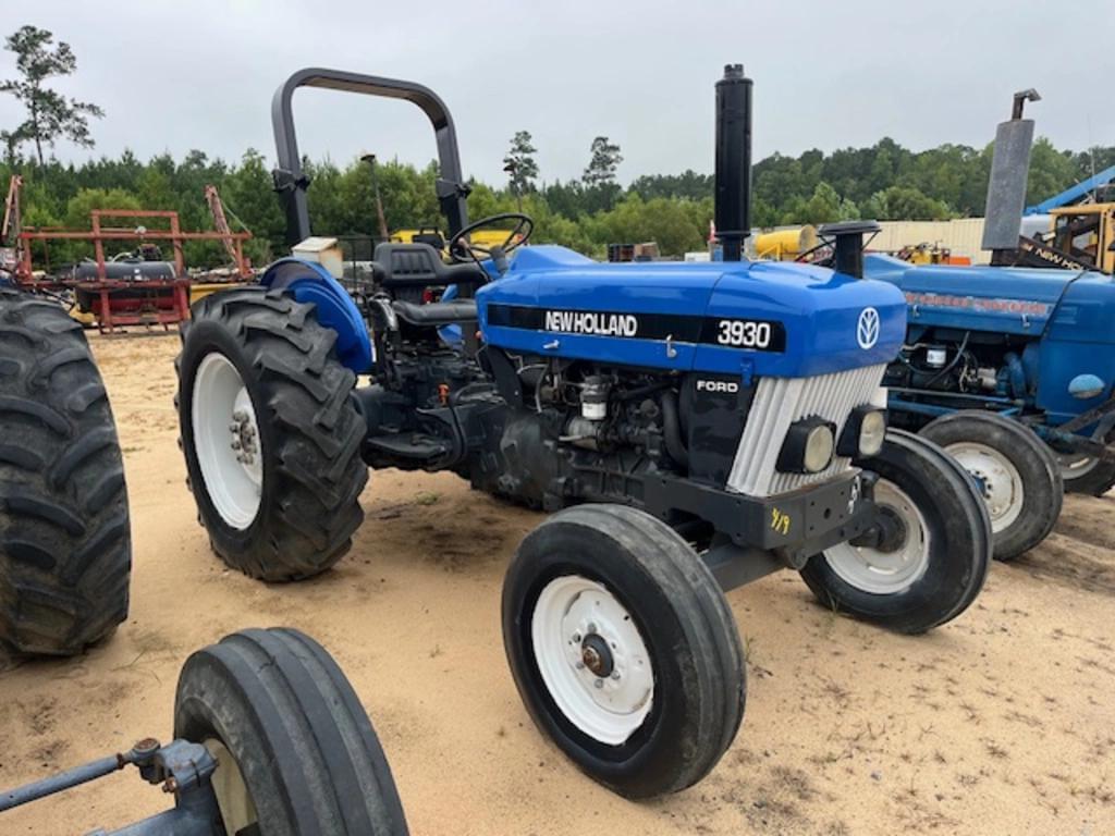 Image of New Holland 3930 Primary image