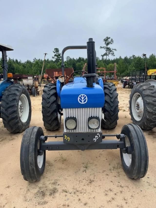 Image of New Holland 3930 equipment image 4