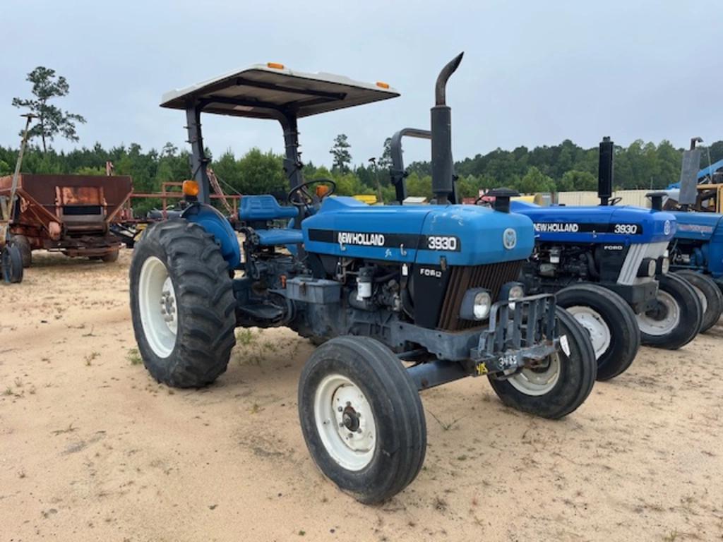 Image of New Holland 3930 Primary image