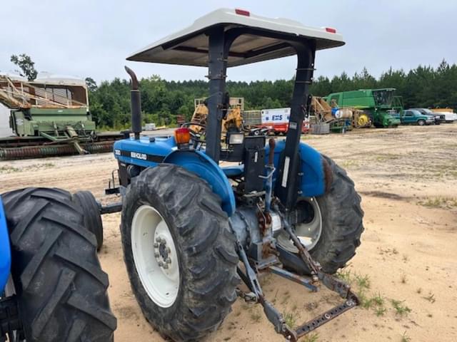 Image of New Holland 3930 equipment image 3