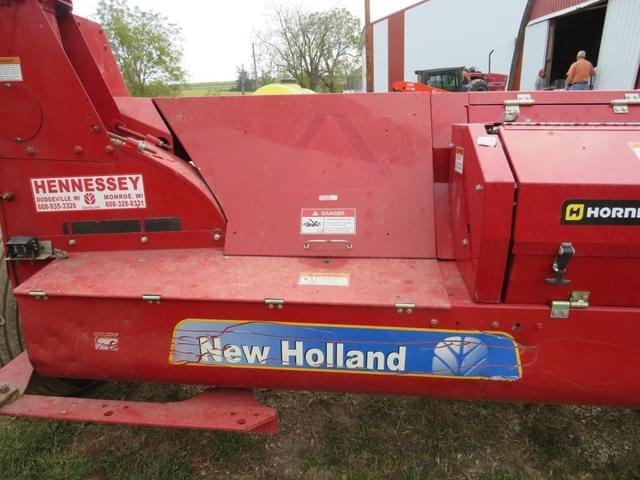 Image of New Holland FP240 equipment image 4