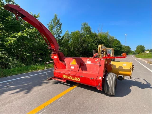 Image of New Holland FP230 equipment image 2