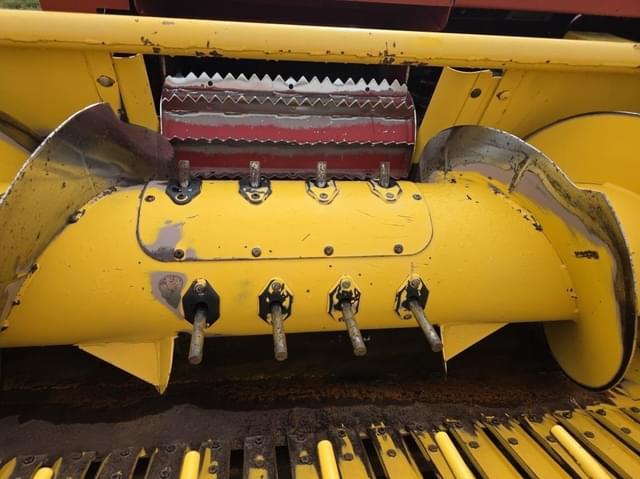 Image of New Holland FP230 equipment image 2