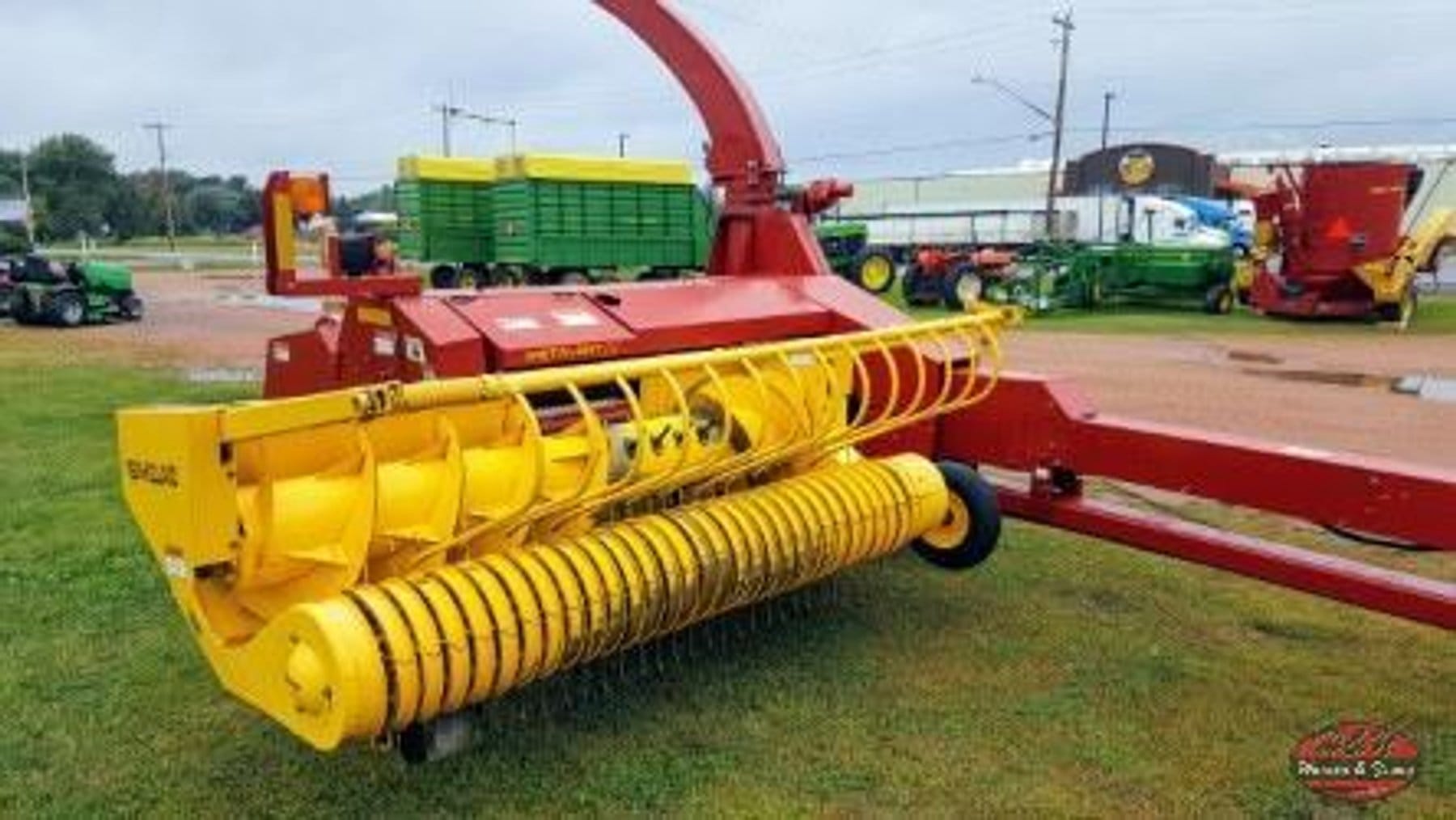 New Holland FP230 Equipment Image0