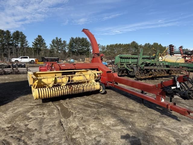 Image of New Holland FP230 equipment image 2