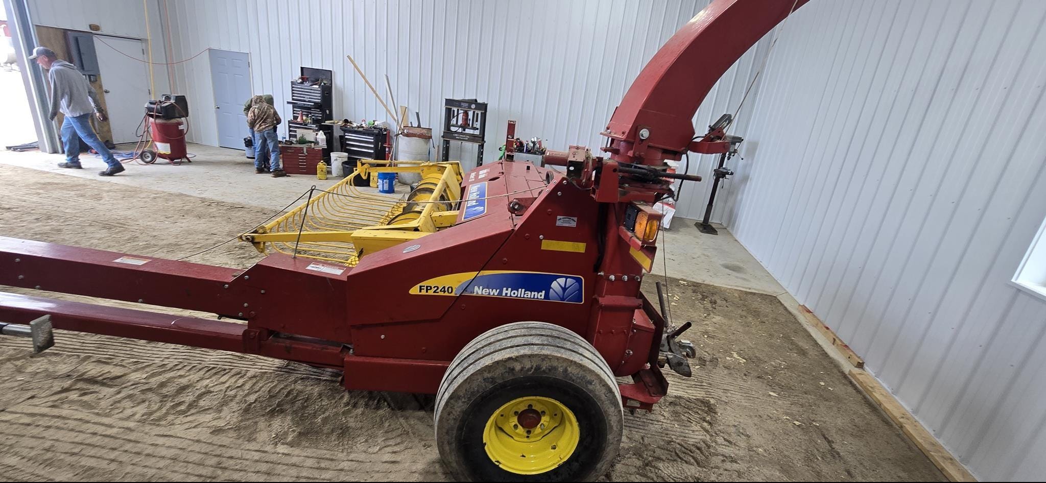 New Holland FP240 Equipment Image0