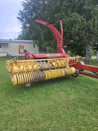 Main image New Holland FP240