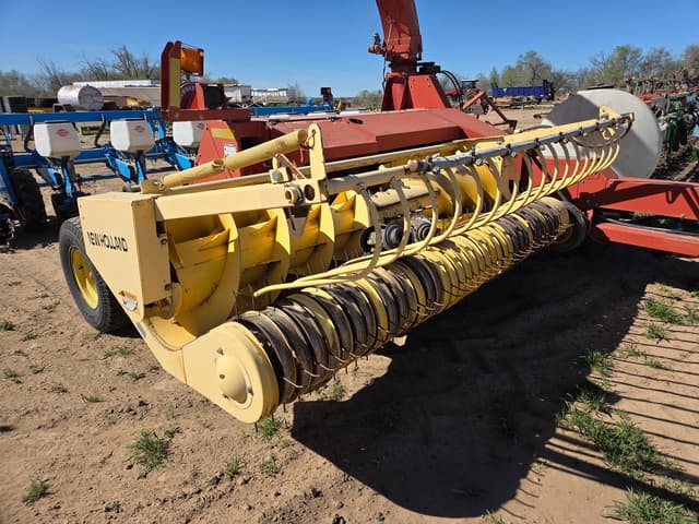 Image of New Holland FP240 equipment image 4