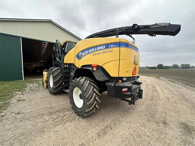 Image of New Holland FR600 equipment image 4