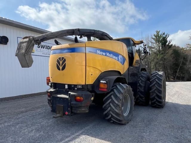 Image of New Holland FR9090 equipment image 2