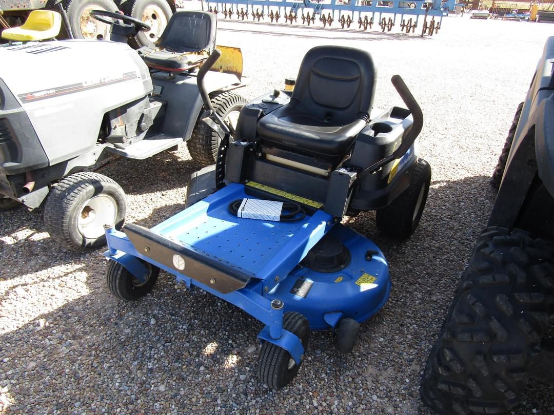 Image of New Holland G4010 Primary image