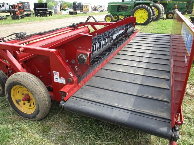 Image of New Holland H5410 equipment image 1