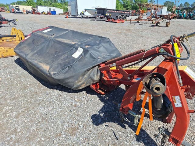 Image of New Holland H6740 equipment image 1