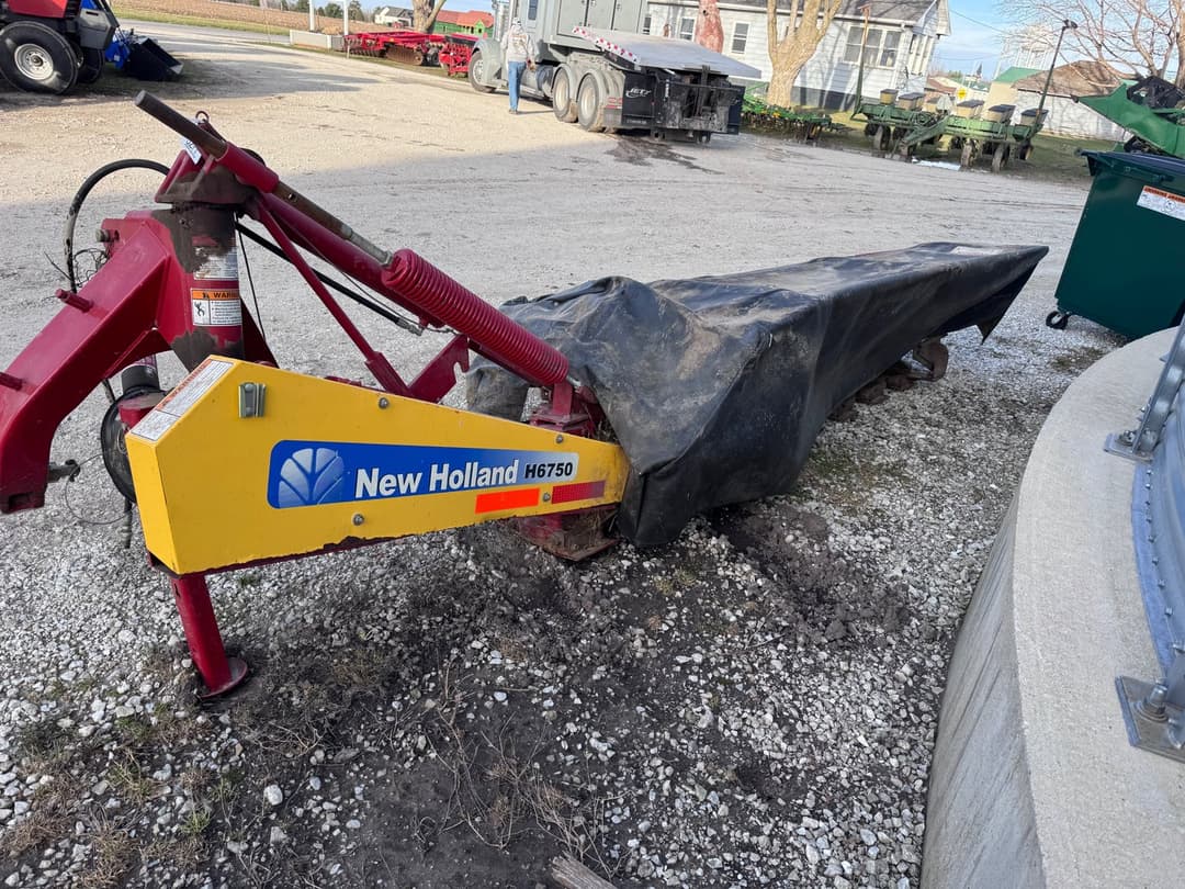 Image of New Holland H6750 Primary image
