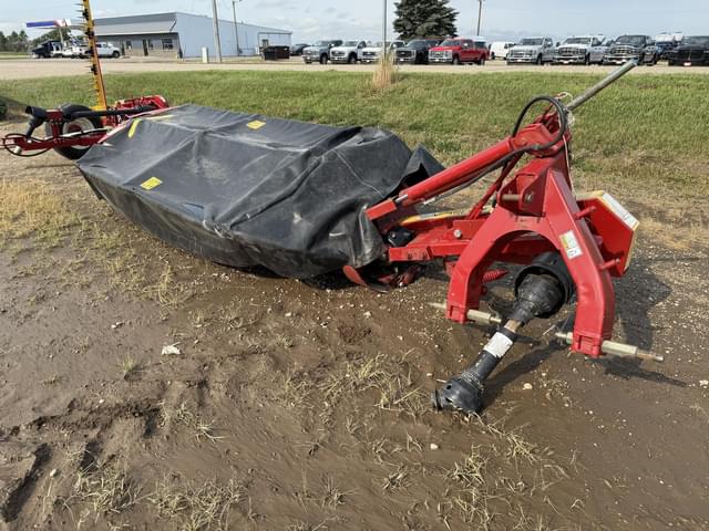 Image of New Holland H6750 equipment image 1