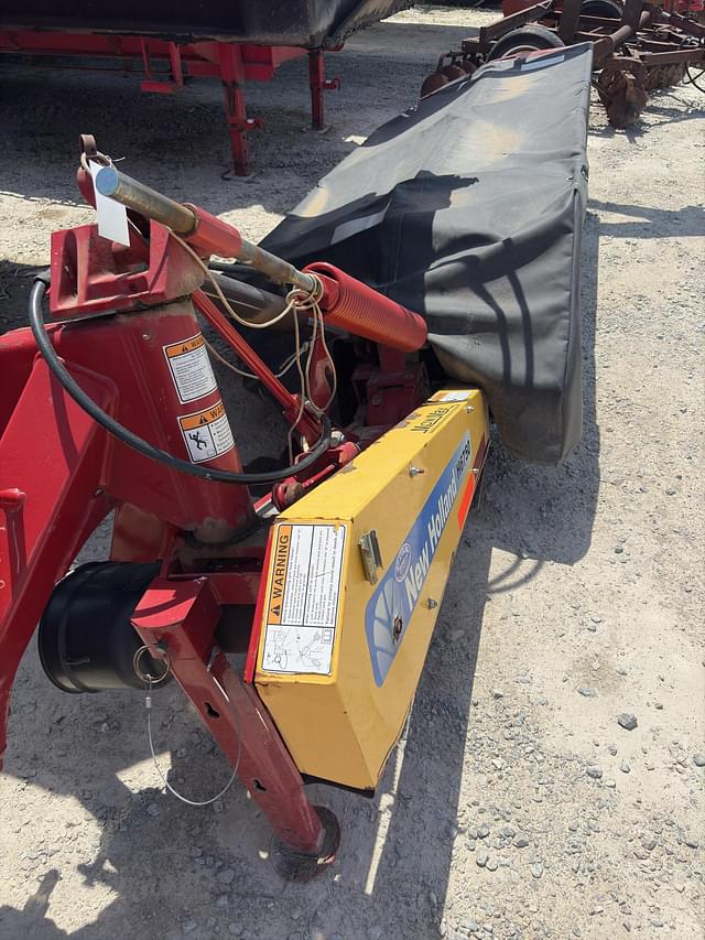 Image of New Holland H6750 equipment image 2
