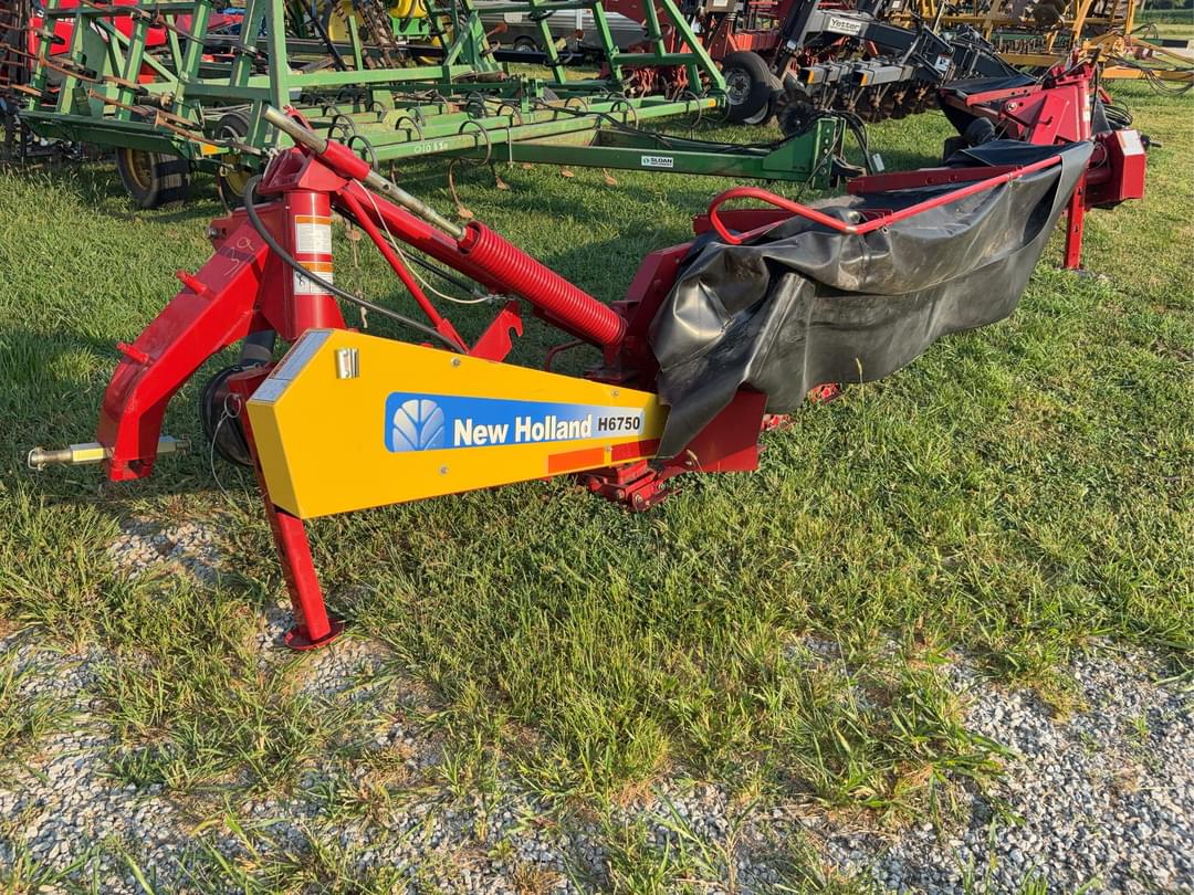 Image of New Holland H6750 Primary image