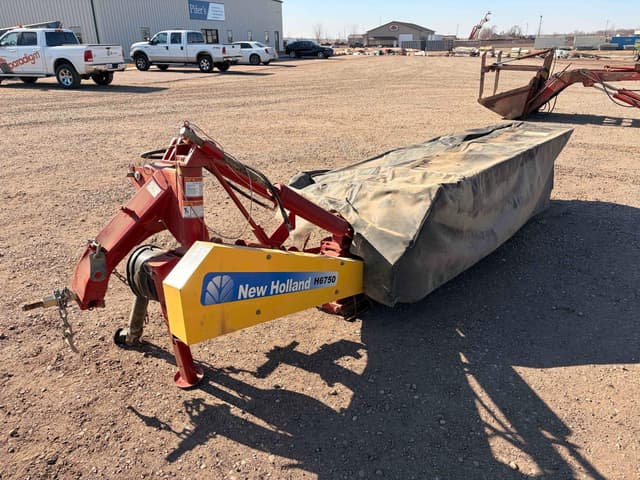 Image of New Holland H6750 equipment image 2