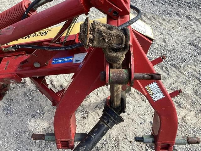 Image of New Holland H6750 equipment image 4