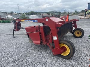 New Holland H6830 Image