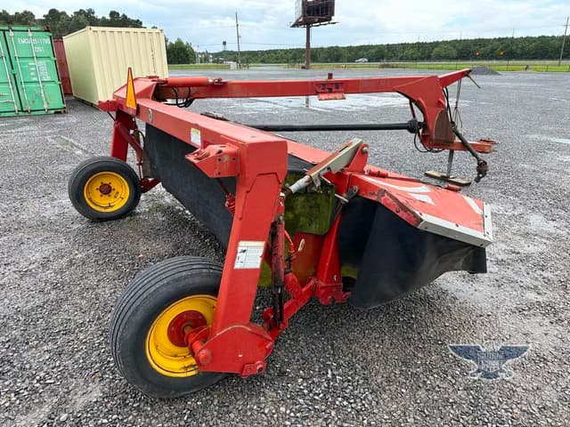 Image of New Holland H6830 equipment image 4