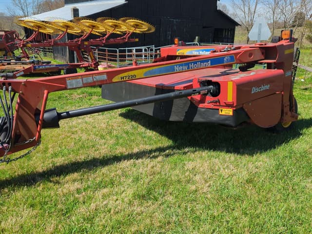 Image of New Holland H7220 equipment image 4