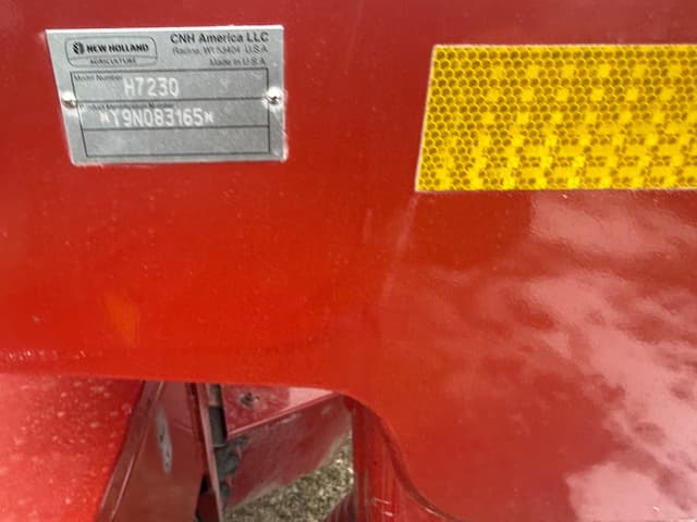Image of New Holland H7230 equipment image 4
