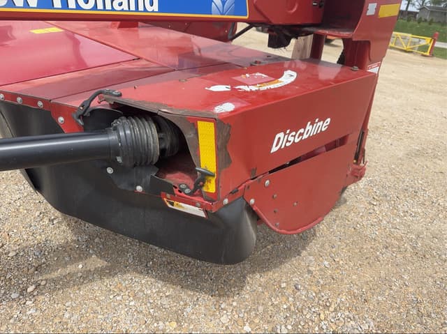 Image of New Holland H7230 equipment image 3
