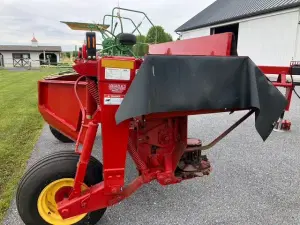 New Holland H7230 Image