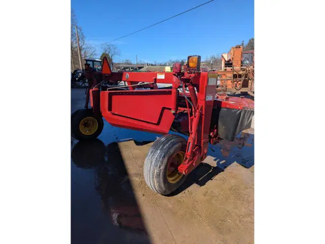 Image of New Holland H7230 equipment image 2