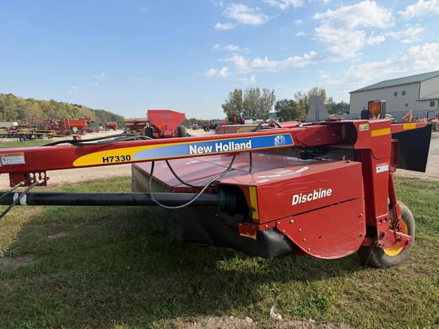 Image of New Holland H7330 equipment image 2