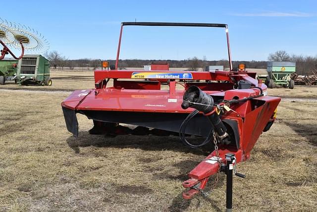 Image of New Holland H7330 equipment image 1