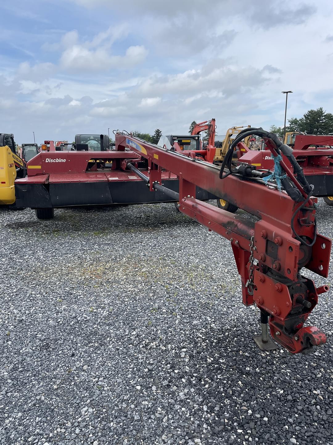 Image of New Holland H7450 Primary image