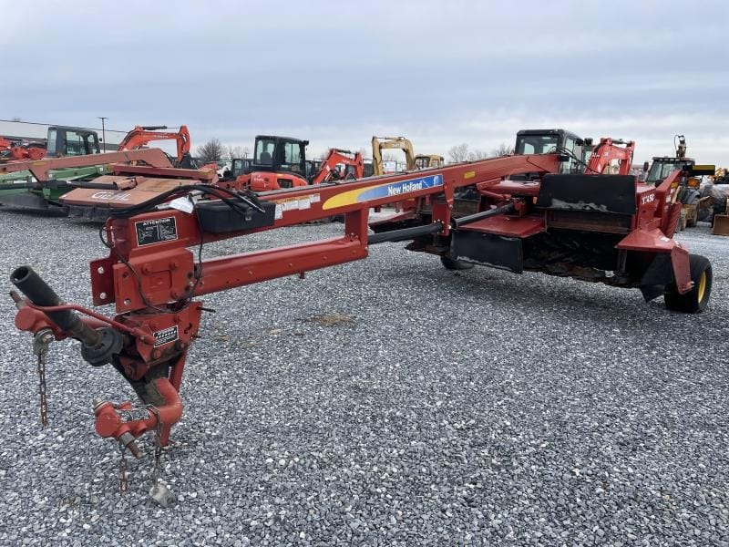 New Holland H7450 Equipment Image0