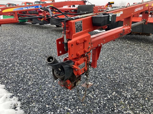 Image of New Holland H7450 equipment image 2