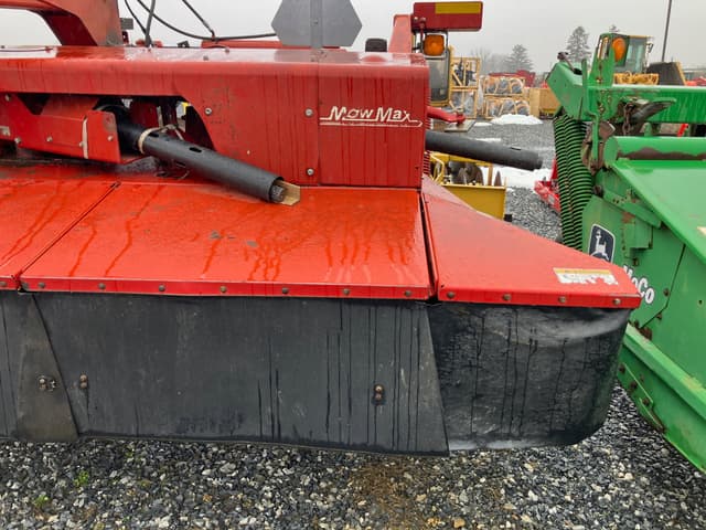 Image of New Holland H7450 equipment image 3