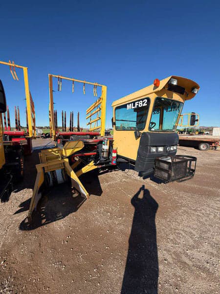 Image of New Holland H9880 equipment image 1